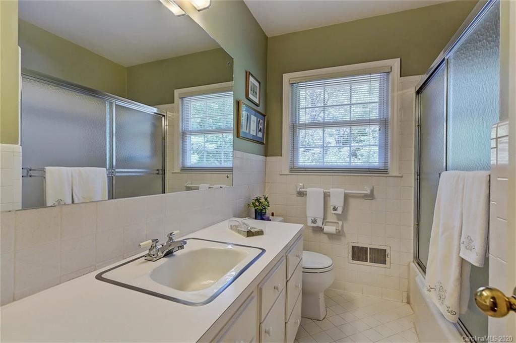 3611 Providence Road Charlotte, NC 28211 - Photo 22 of 32 Gallery Image 22