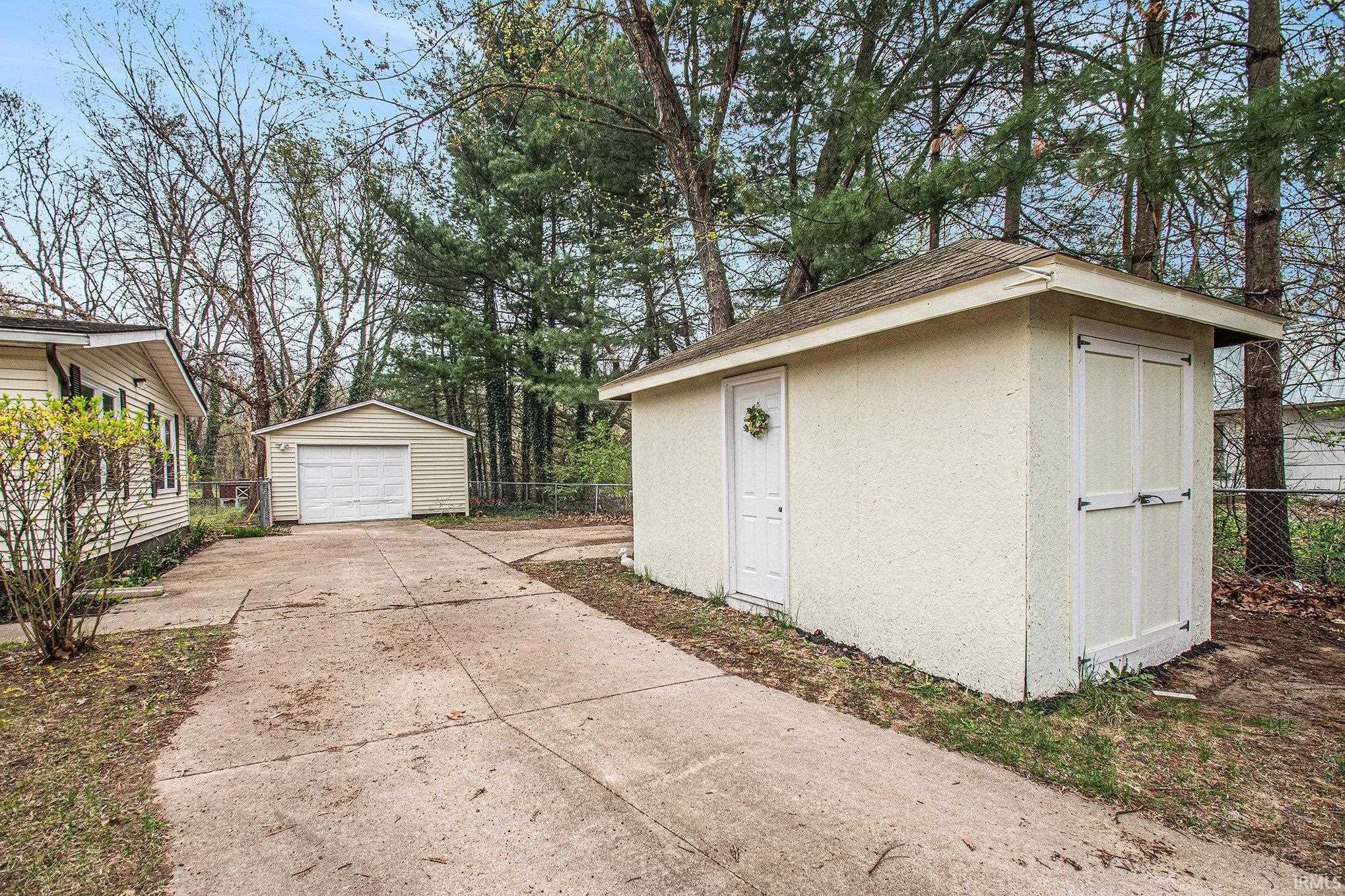 54514 Buckeye Road Mishawaka, IN 46545 - Photo 23 of 29 Gallery Image 23