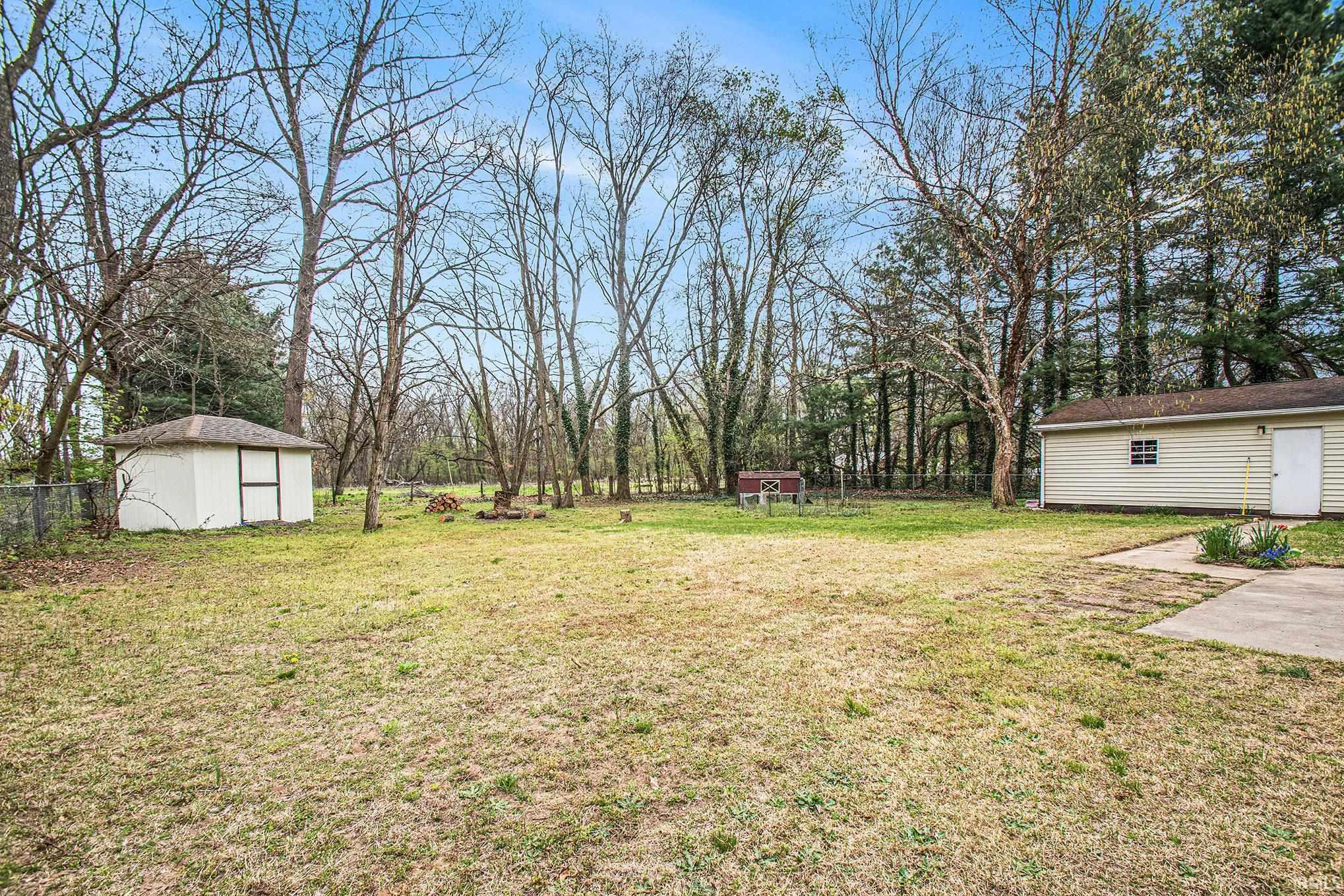54514 Buckeye Road Mishawaka, IN 46545 - Photo 25 of 29 Gallery Image 25
