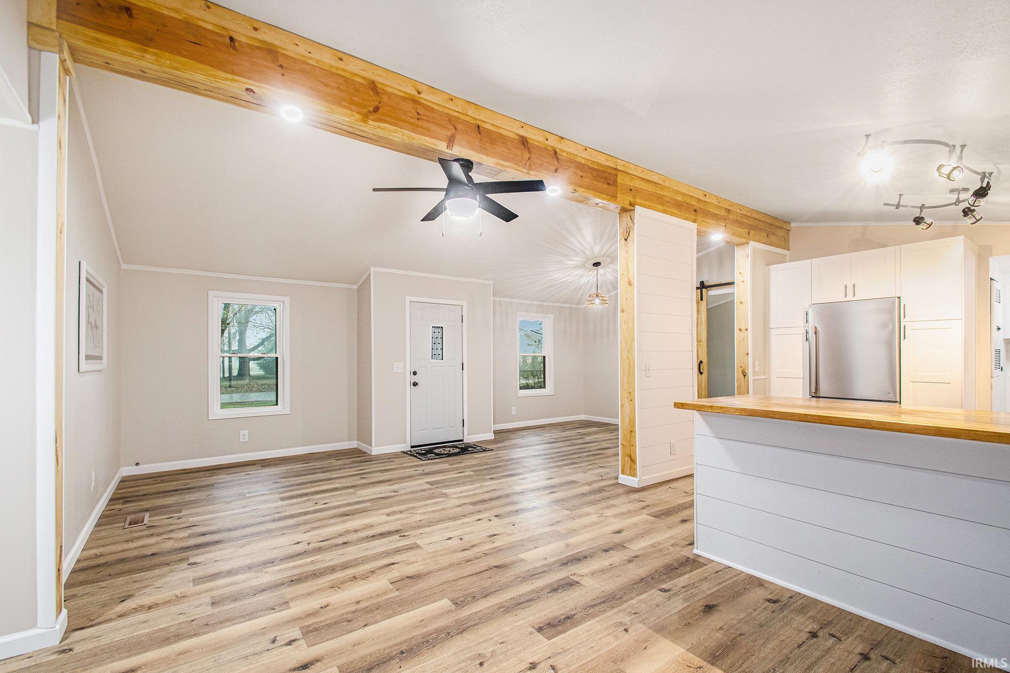 54514 Buckeye Road Mishawaka, IN 46545 - Photo 7 of 29 Gallery Image 7