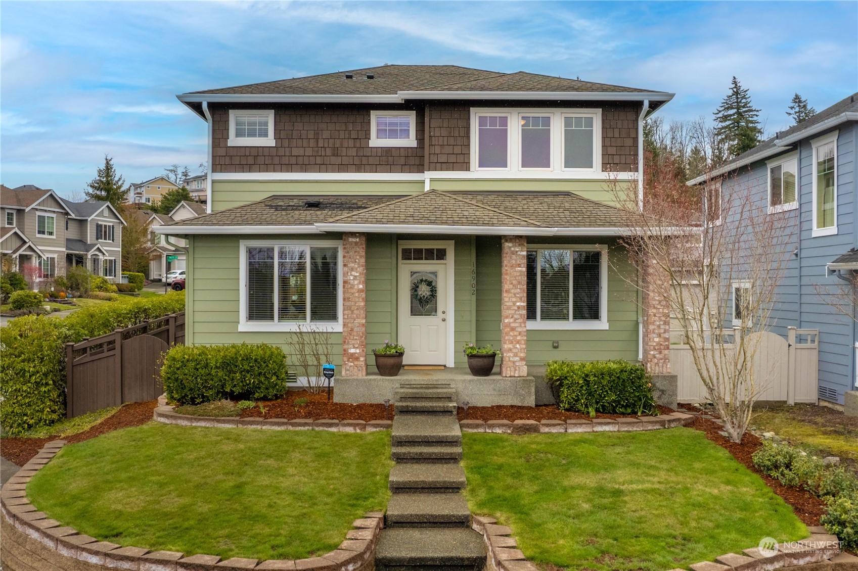 16902 Woodside Drive Southeast Renton, WA 98058 - Photo 1 of 30 Gallery Image 1