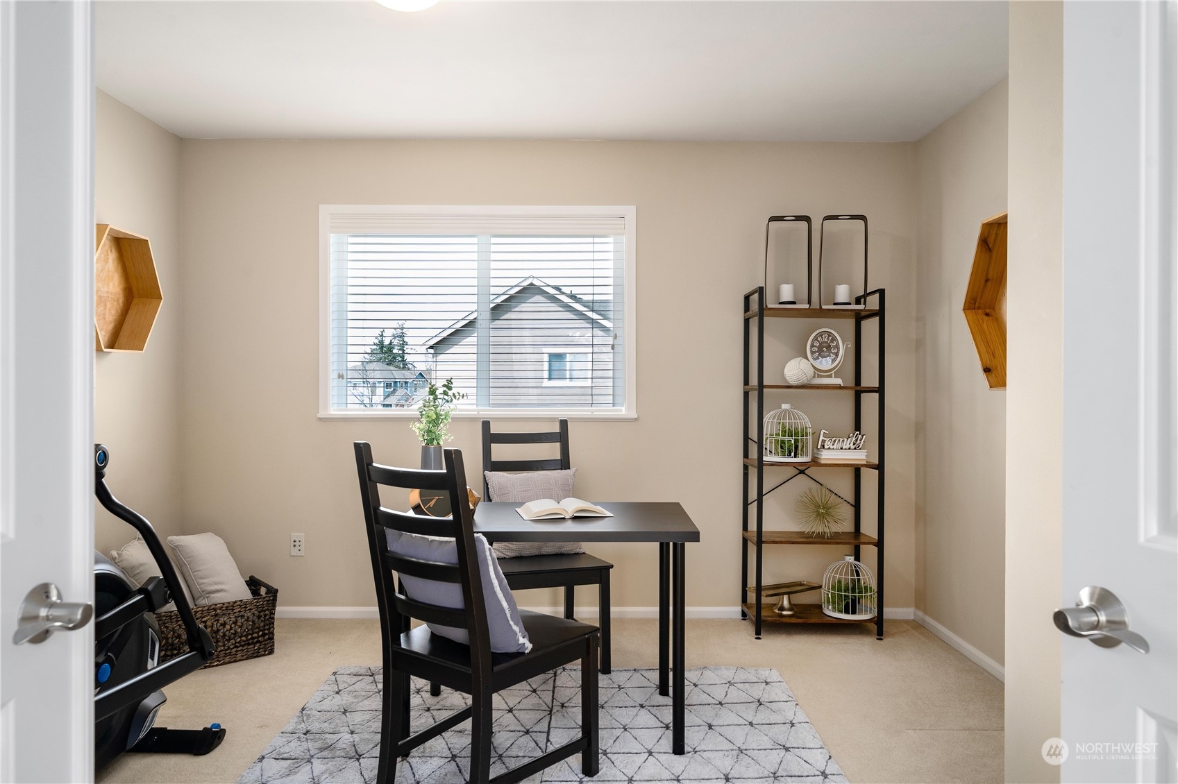 16902 Woodside Drive Southeast Renton, WA 98058 - Photo 17 of 30 Gallery Image 17