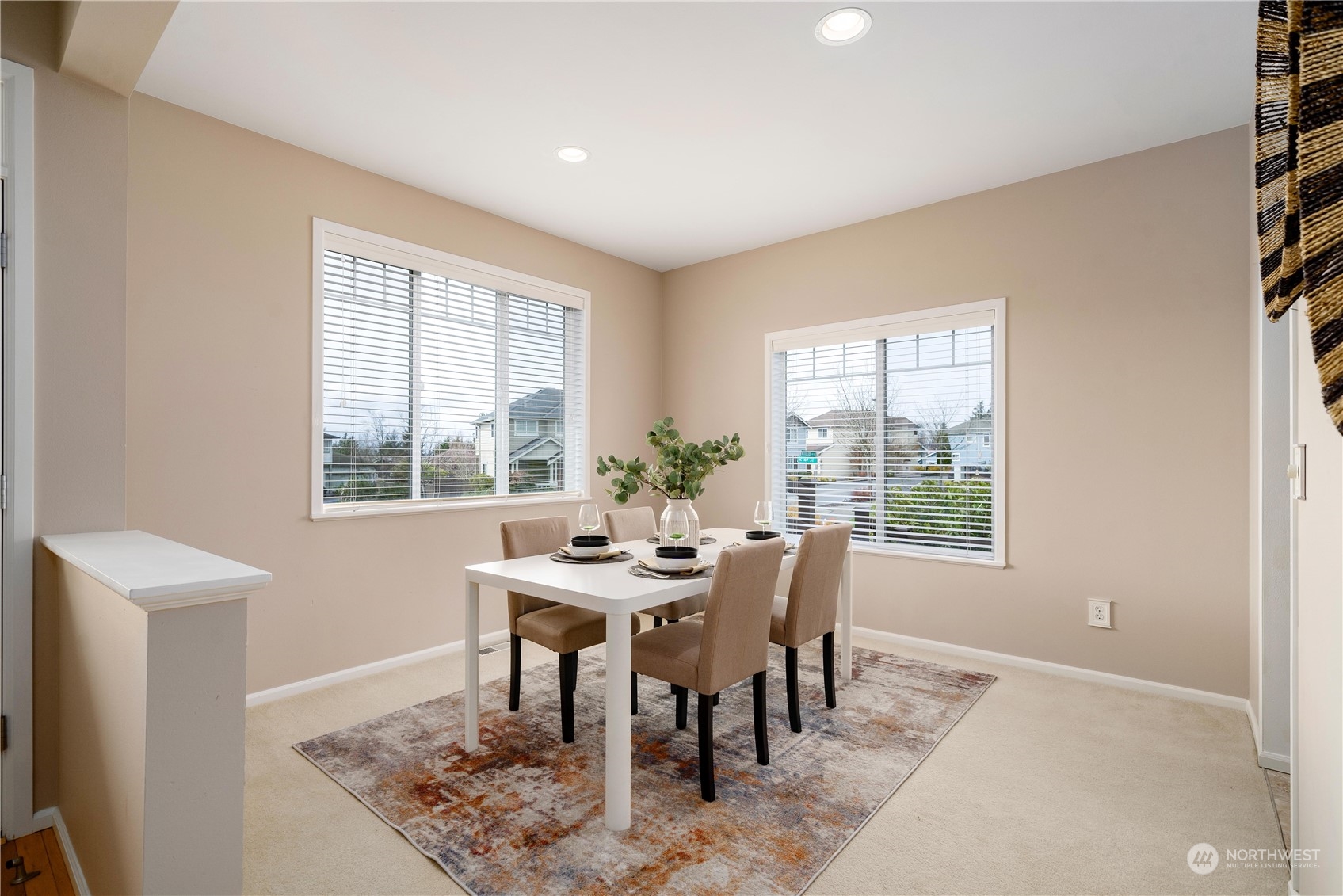 16902 Woodside Drive Southeast Renton, WA 98058 - Photo 5 of 30 Gallery Image 5