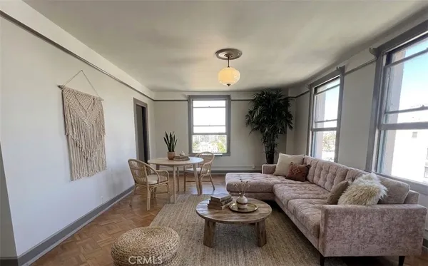 $2,800 | 455 East Ocean Boulevard, Long Beach, CA 90802