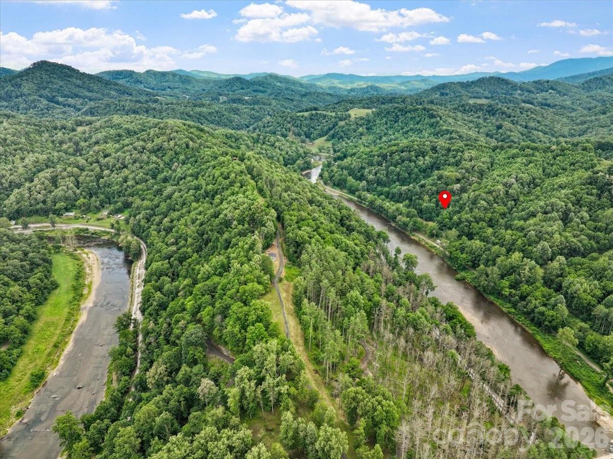2079 Roses Branch Road Bakersville, NC 28705 - Photo 12 of 20
