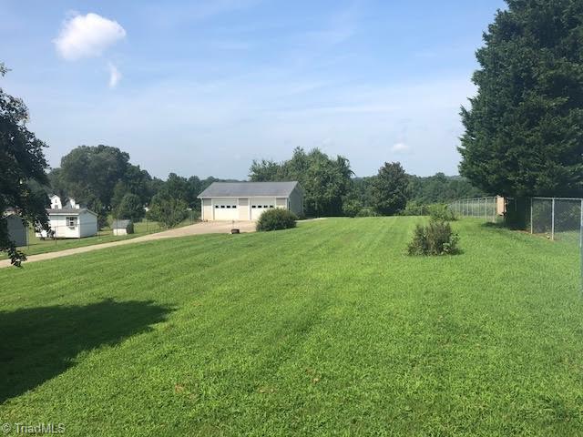 325 Mark Road Reidsville, NC 27320 - Photo 2 of 11 Gallery Image 2