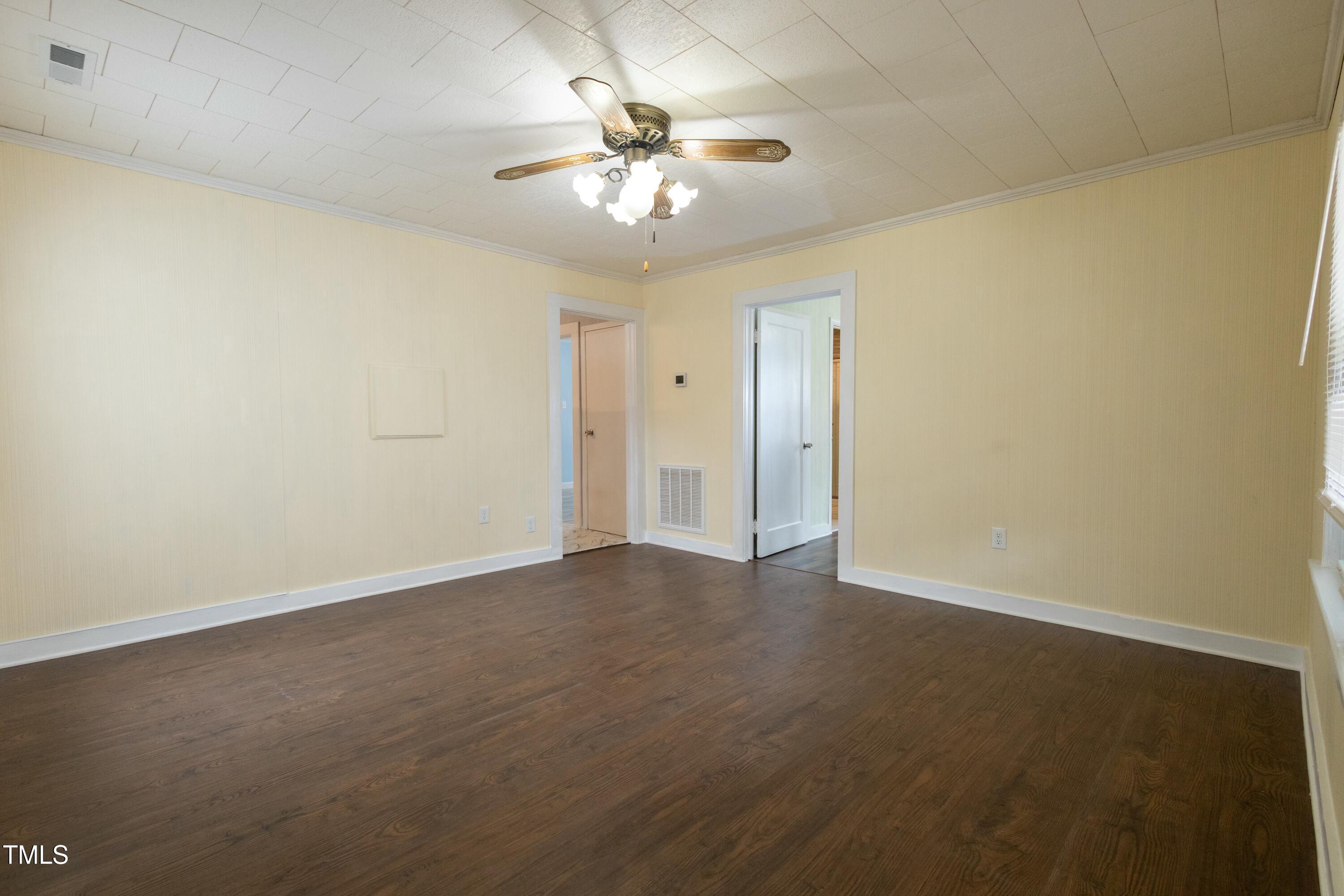 1112 Countryside Drive High Point, NC 27265 - Photo 5 of 14 tempImageOzlNSD