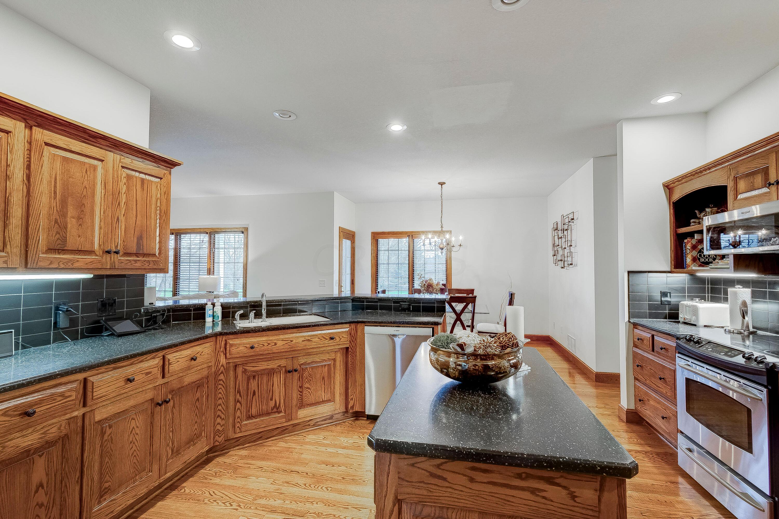 17511 Gambier Road Mount Vernon, OH 43050 - Photo 13 of 55 1-7