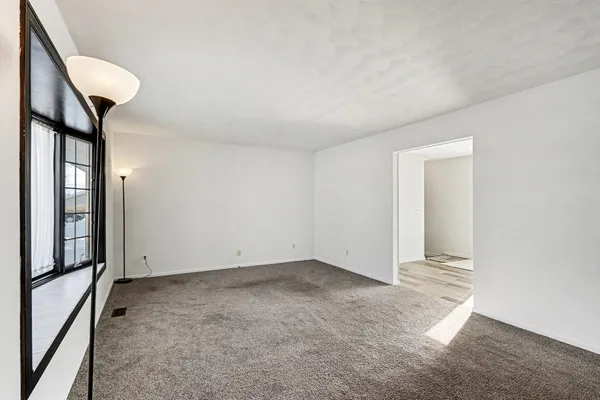 $240,000 | 2891 West W Avenue, Schoolcraft, MI 49087