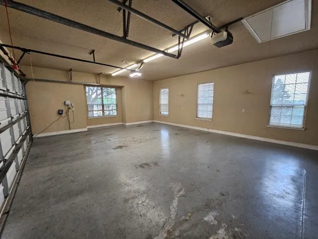 $759,900 | 6305 Carnegie Court, Cleburne, TX 76033