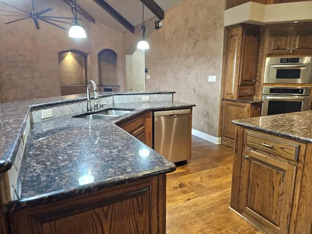 $759,900 | 6305 Carnegie Court, Cleburne, TX 76033