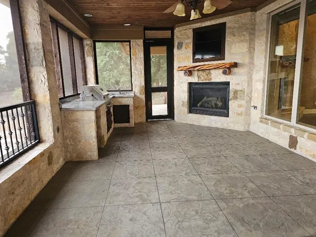 $759,900 | 6305 Carnegie Court, Cleburne, TX 76033