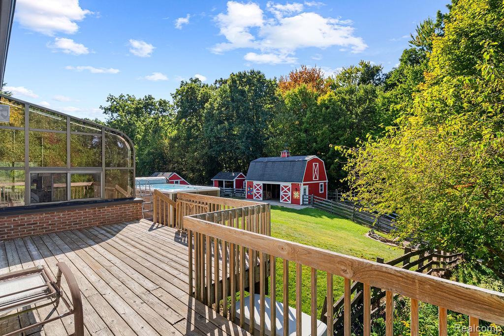 2715 Cullen Road Howell, MI 48855 - Photo 45 of 88 Gallery Image 45