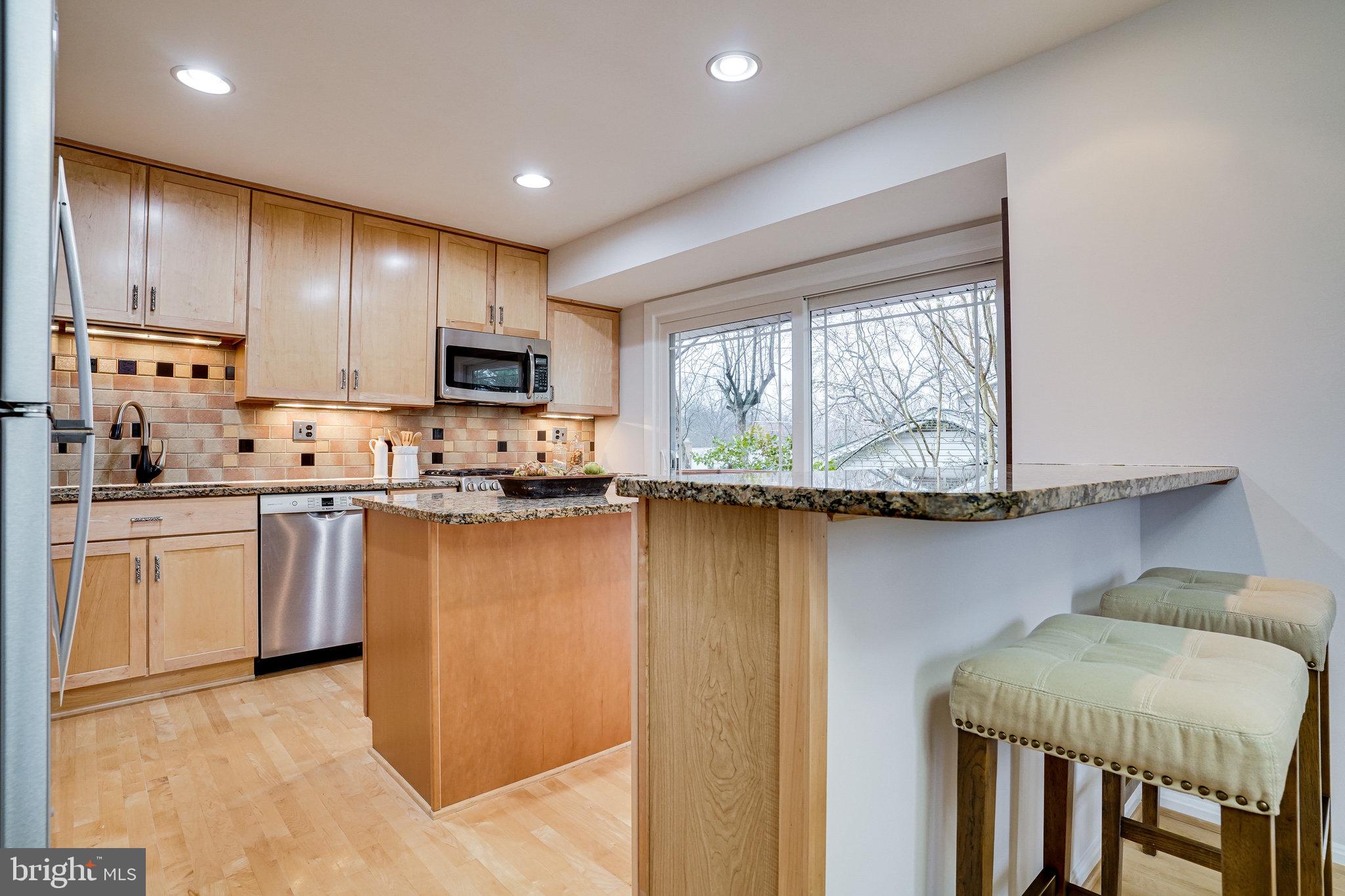 7002 Spur Road Springfield, VA 22153 - Photo 18 of 74