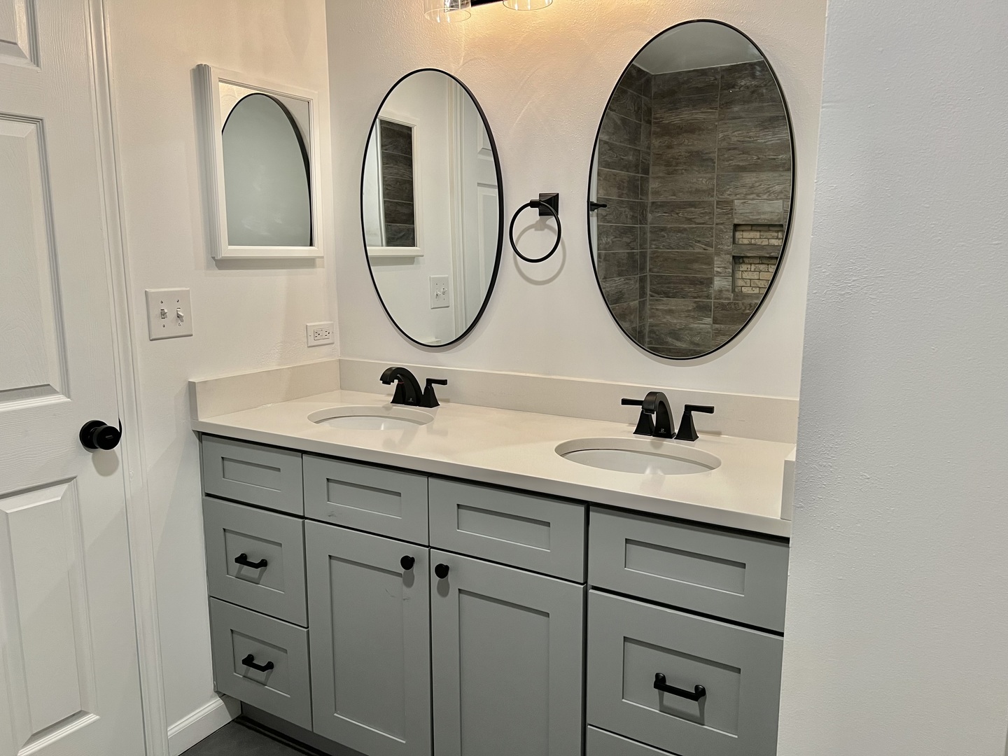 621 Buckboard Road Bolingbrook, IL 60490 - Photo 29 of 38 a bathroom with a sink and a mirror
