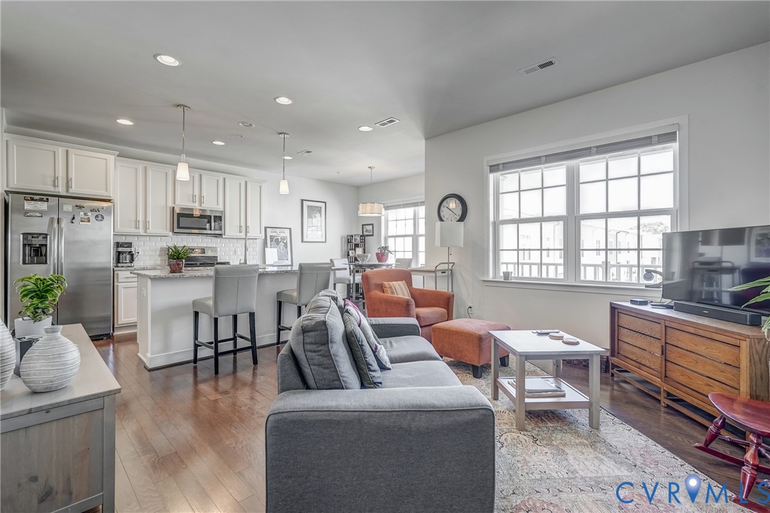 2104 Libbie Lake W Street, Unit B Richmond, VA 23230 - Photo 15 of 43