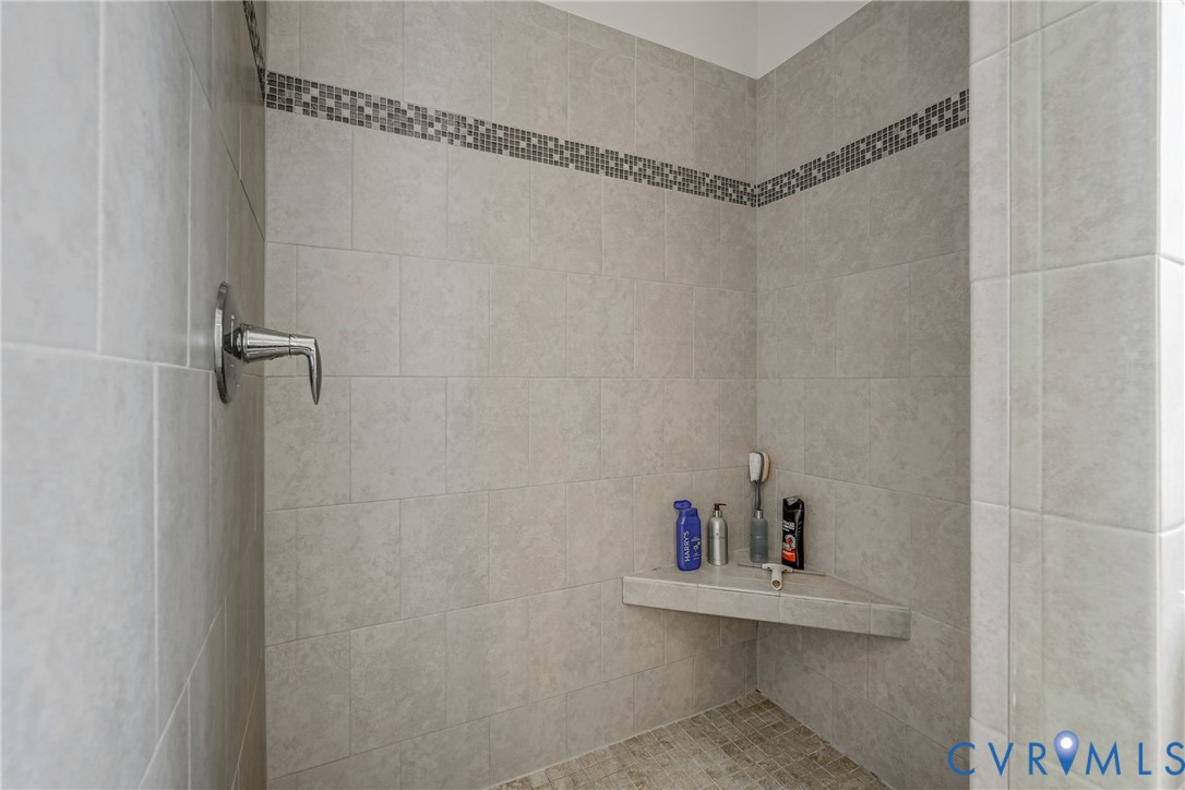 2104 Libbie Lake W Street, Unit B Richmond, VA 23230 - Photo 39 of 43