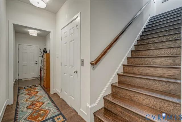 a view of an entryway