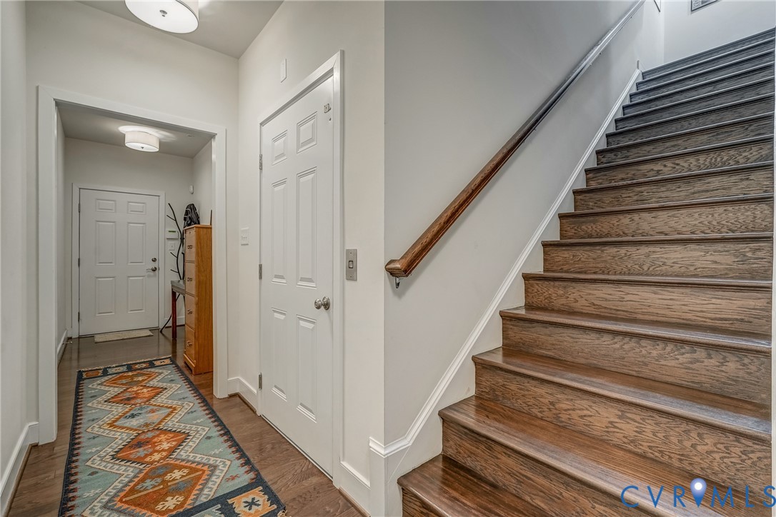 2104 Libbie Lake W Street, Unit B Richmond, VA 23230 - Photo 4 of 43