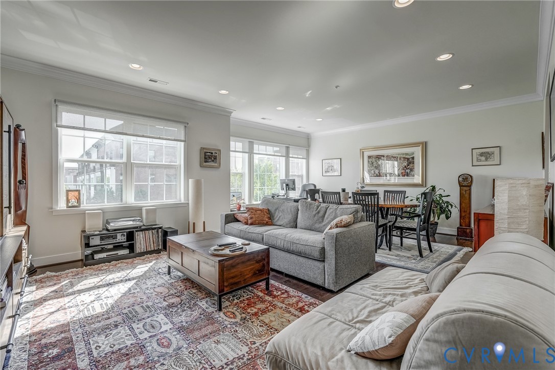 2104 Libbie Lake W Street, Unit B Richmond, VA 23230 - Photo 5 of 43