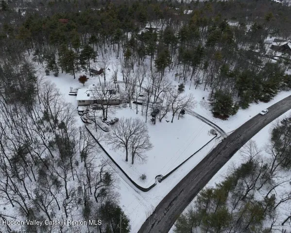 $749,000 | 235 Stickles Terrace, Kingston, NY 12401