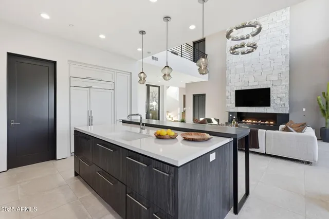 $4,397,200 | 37200 North Cave Creek Road, Unit 1002, Scottsdale, AZ 85262