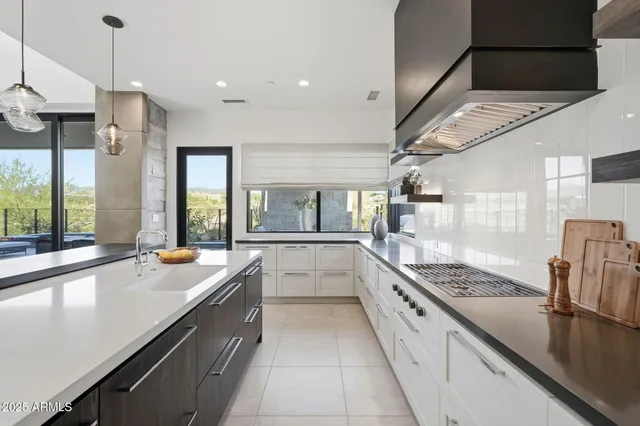 $4,397,200 | 37200 North Cave Creek Road, Unit 1002, Scottsdale, AZ 85262