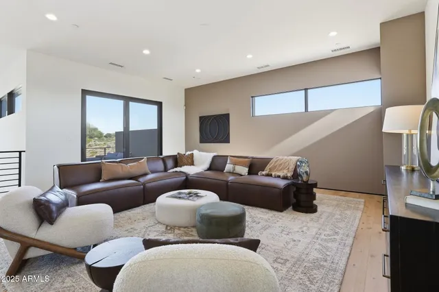 $4,397,200 | 37200 North Cave Creek Road, Unit 1002, Scottsdale, AZ 85262