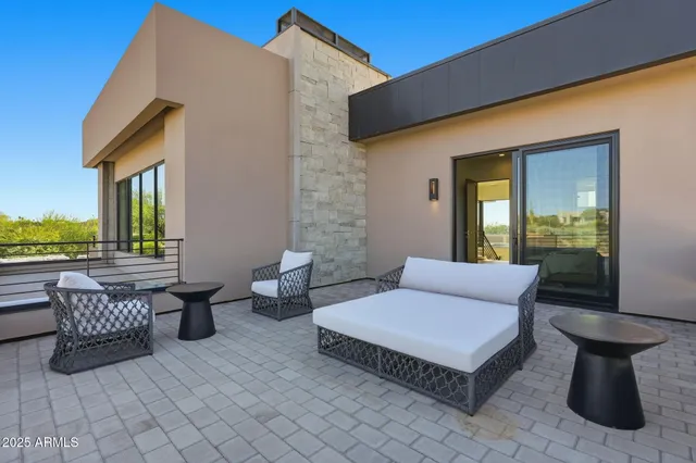 $4,397,200 | 37200 North Cave Creek Road, Unit 1002, Scottsdale, AZ 85262