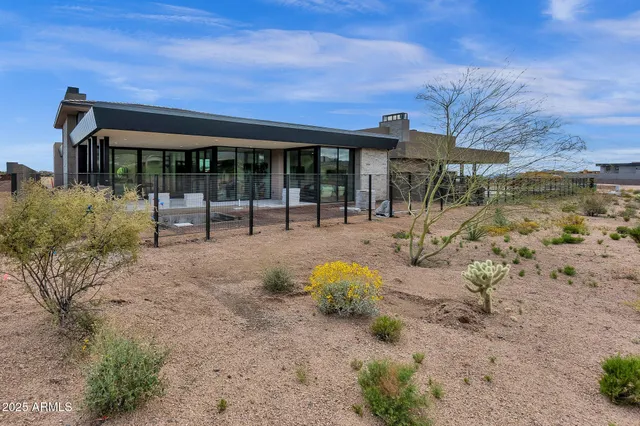 $4,397,200 | 37200 North Cave Creek Road, Unit 1002, Scottsdale, AZ 85262