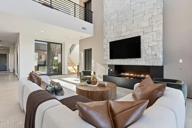 $4,397,200 | 37200 North Cave Creek Road, Unit 1002, Scottsdale, AZ 85262