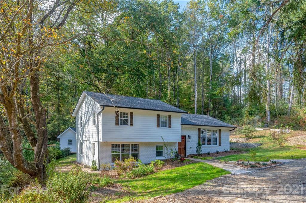516 South Country Club Road Brevard, NC 28712 - Photo 1 of 37 Gallery Image 1