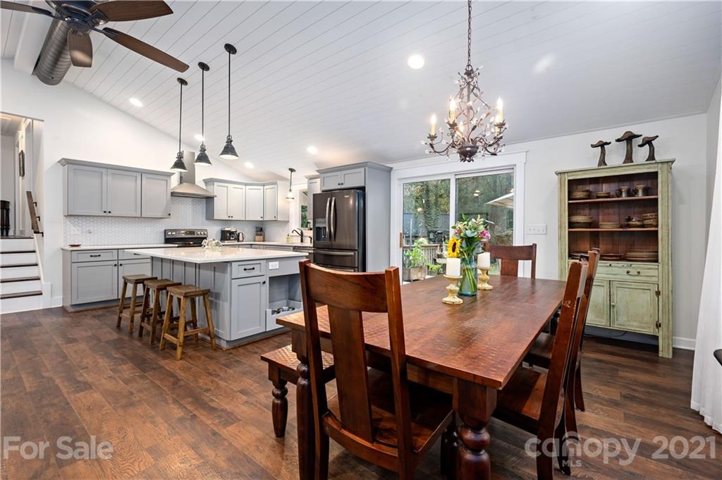 516 South Country Club Road Brevard, NC 28712 - Photo 9 of 37 Gallery Image 9