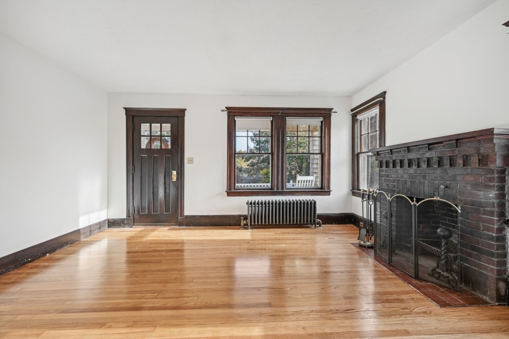 6 Fairfield Road Randolph, MA 02368 - Photo 8 of 34 Gallery Image 8