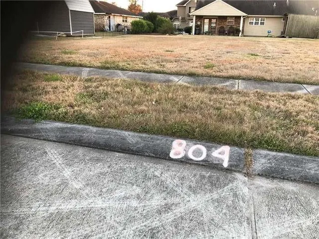 $49,500 | 804 Florida Avenue, Chalmette, LA 70043