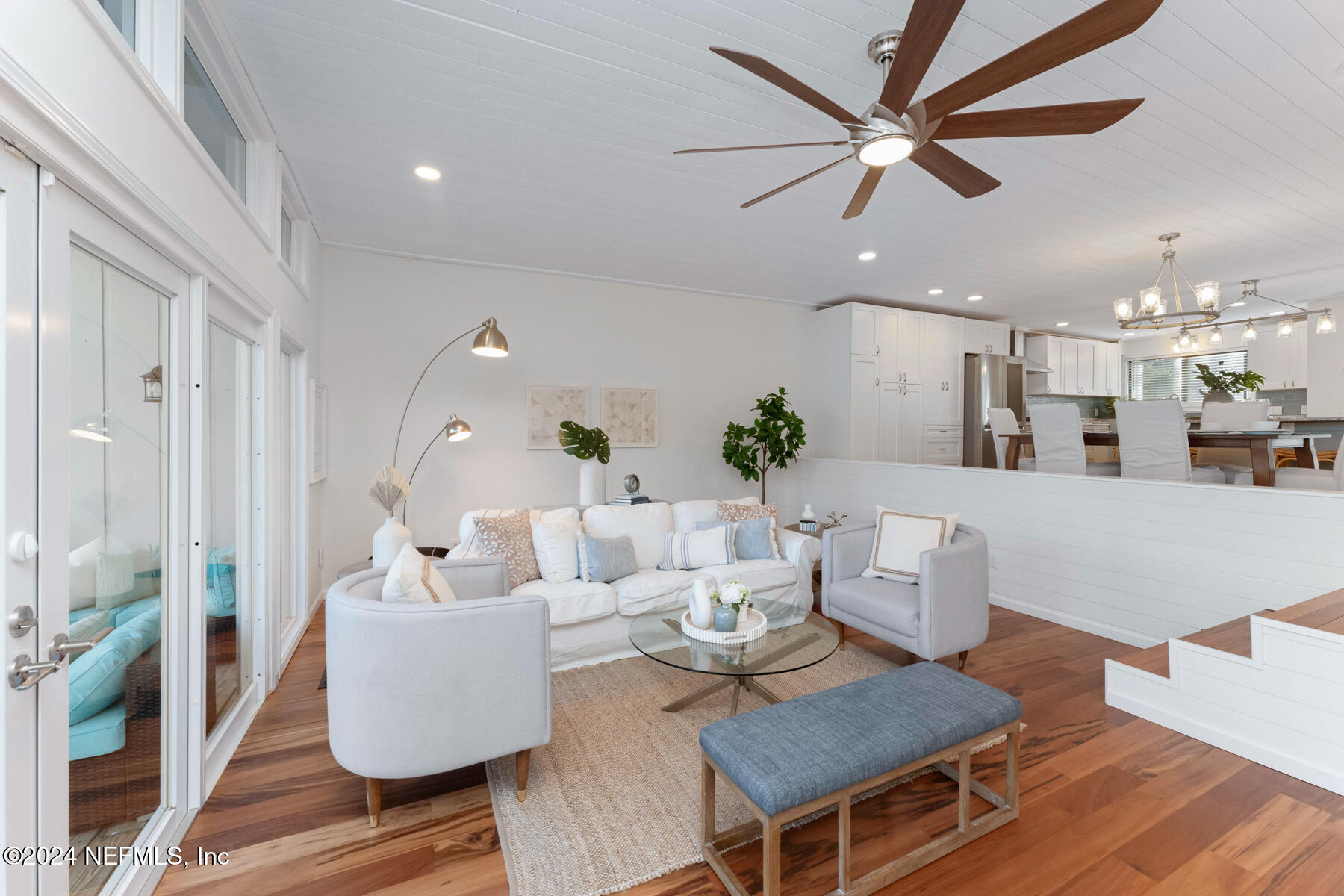 2327 Seminole Road Atlantic Beach, FL 32233 - Photo 9 of 31 Great Room