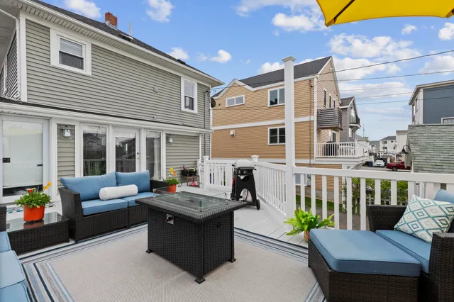 $1,450,000 | 745 Ocean Boulevard, Hampton, NH 03842