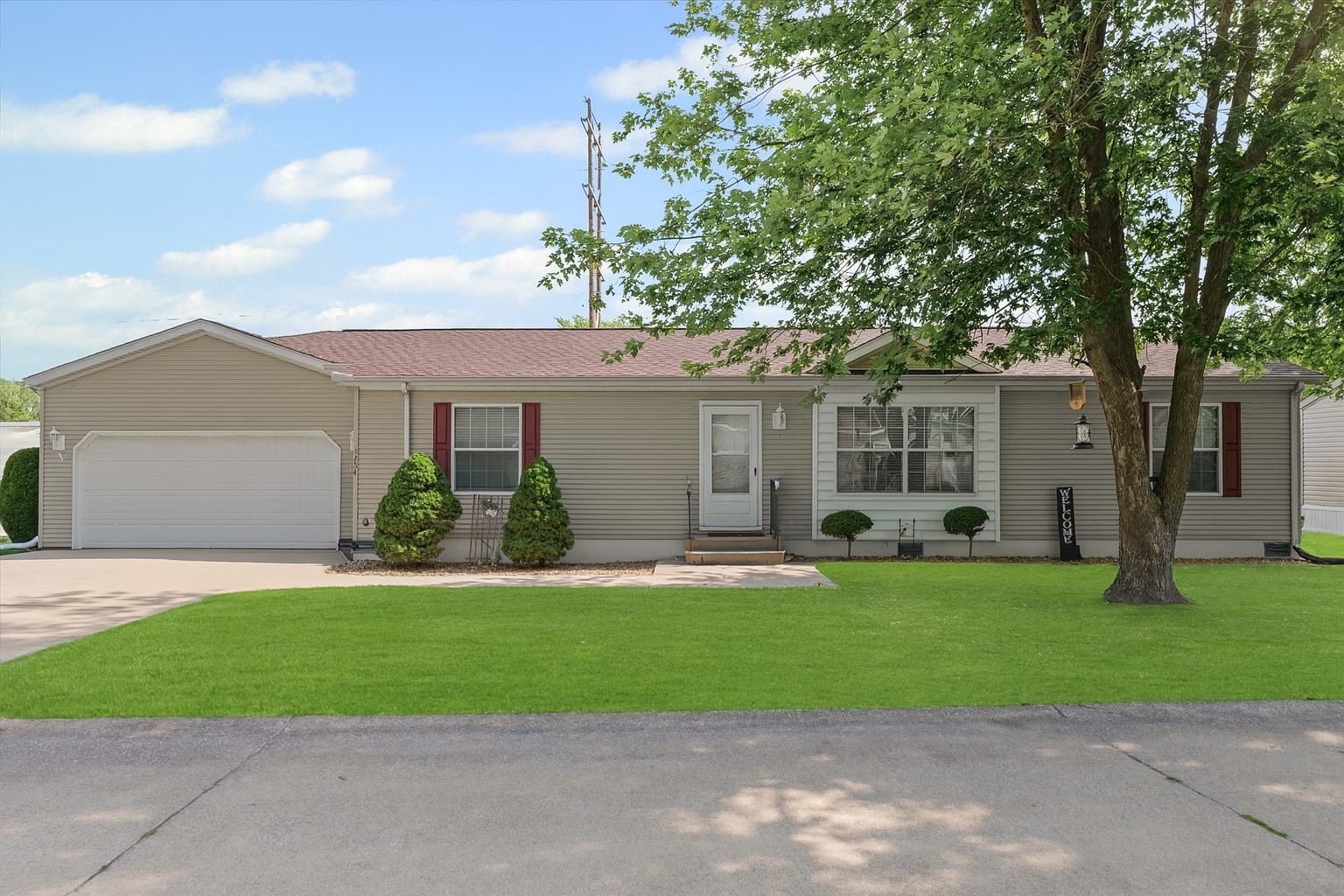 1254 Marshall Circle Urbana, IL 61802 - Photo 1 of 1