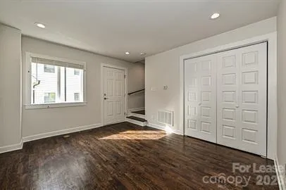 $1,200 | 215 South Gardner Avenue, Unit 2, Charlotte, NC 28208
