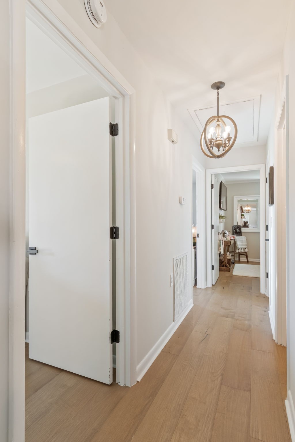 260 West Fork Road Mount Pleasant, TN 38474 - Photo 25 of 54 a view of a room with closet