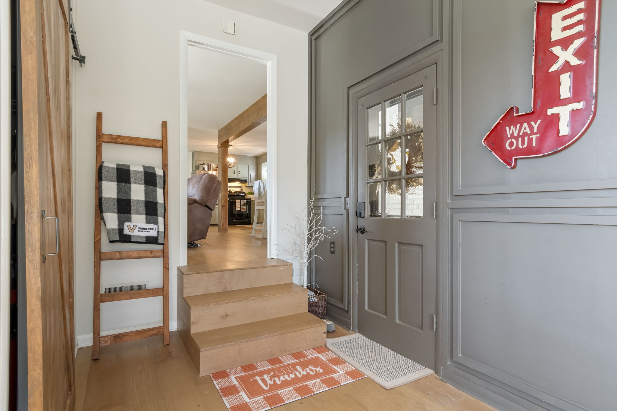 260 West Fork Road Mount Pleasant, TN 38474 - Photo 39 of 54 a view of hallway with wooden floor and a rug