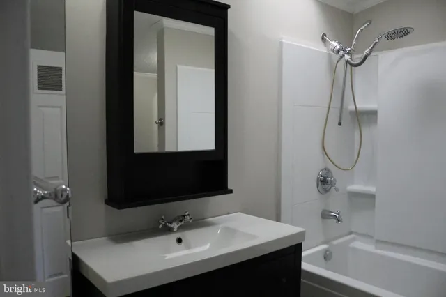 $100,000 | 484 Keith Court, Lothian, MD 20711