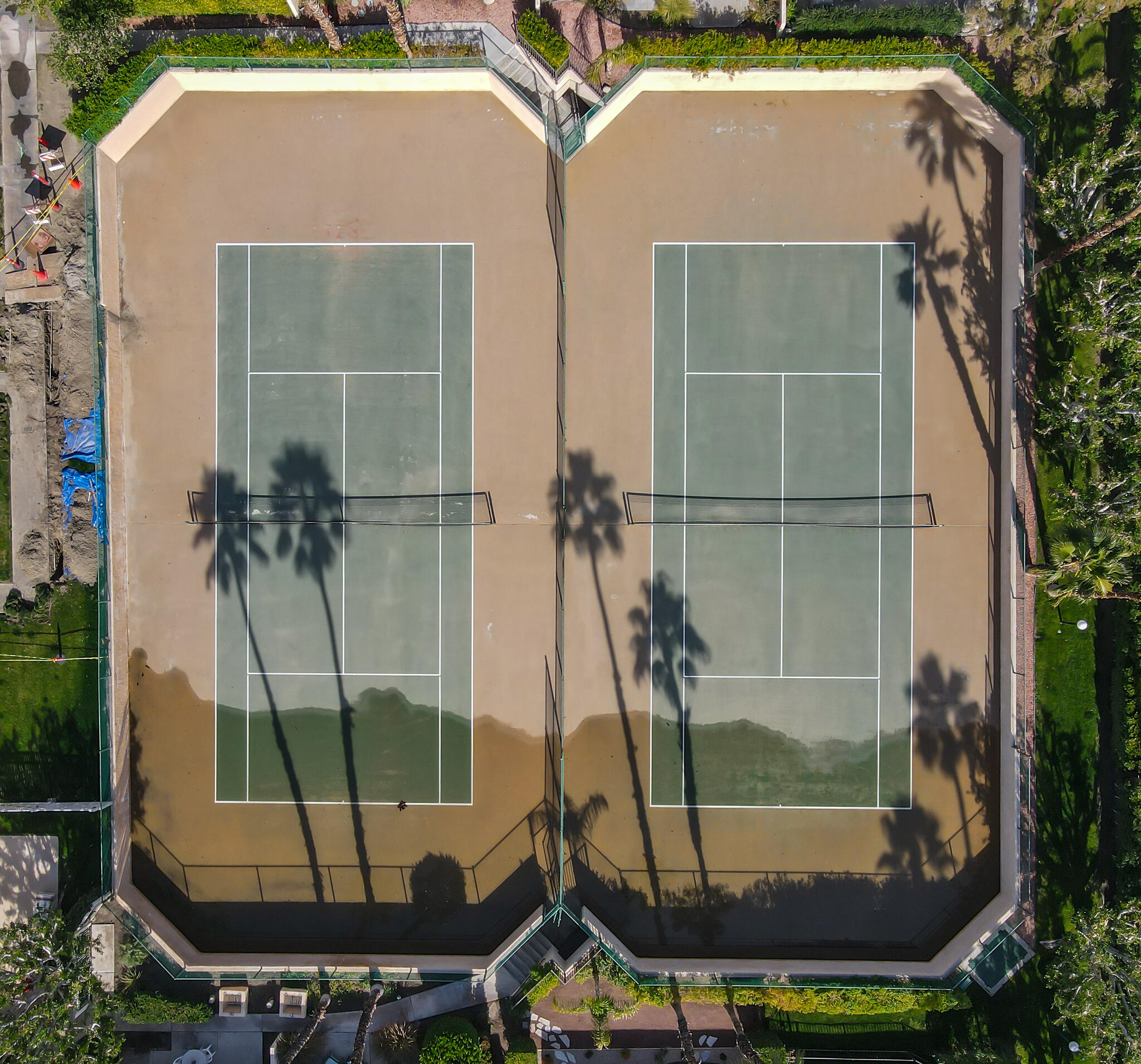 200 East Racquet Club Road, Unit 54 Palm Springs, CA 92262 - Photo 28 of 29 a aerial view of a house with a swimming pool