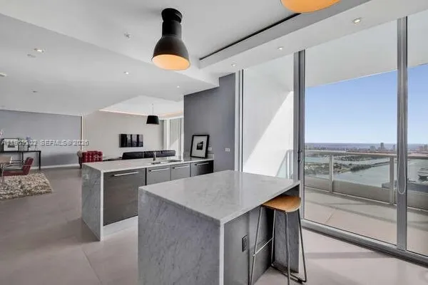 $15,000 | 900 Biscayne Boulevard, Unit 6205, Miami, FL 33132