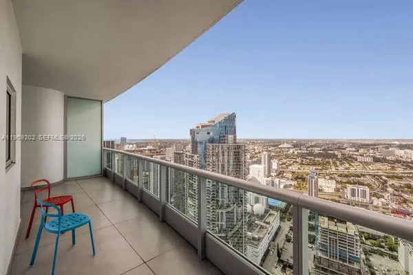 $15,000 | 900 Biscayne Boulevard, Unit 6205, Miami, FL 33132