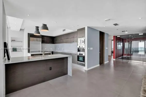 $15,000 | 900 Biscayne Boulevard, Unit 6205, Miami, FL 33132