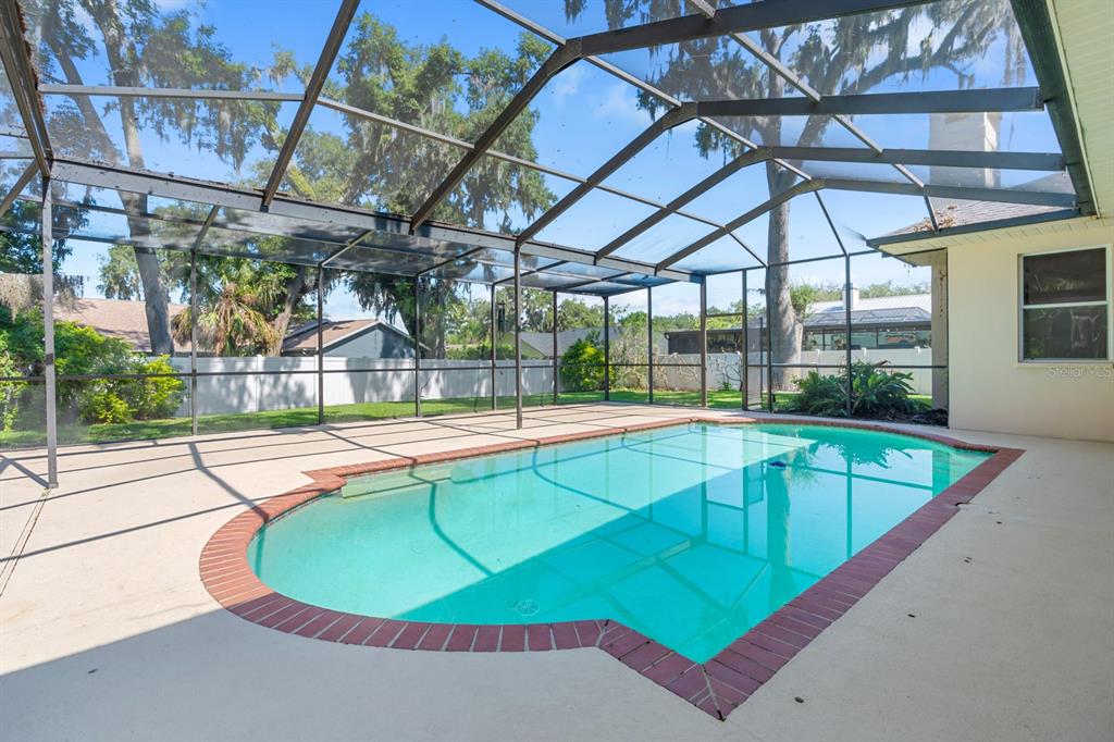 512 Caulder Park Road Seffner, FL 33584 - Photo 39 of 53