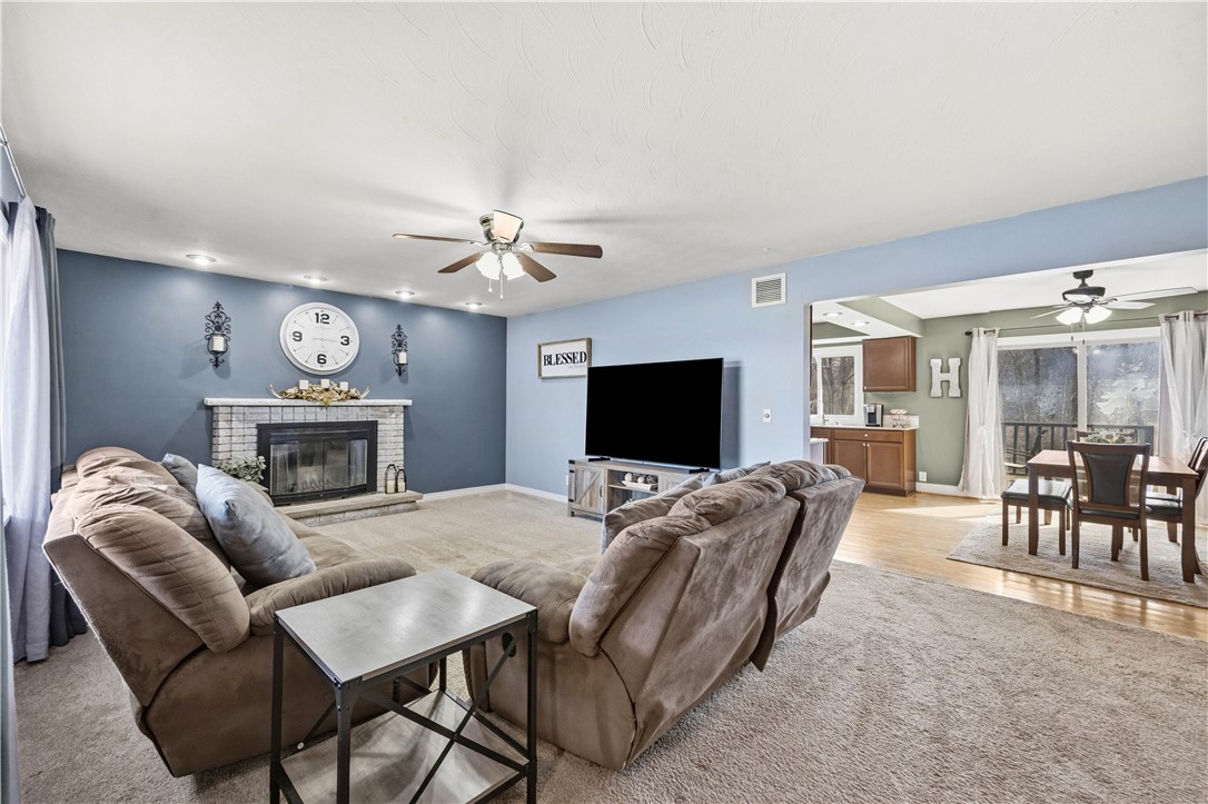 1679 Plank Road Penfield, NY 14580 - Photo 12 of 42