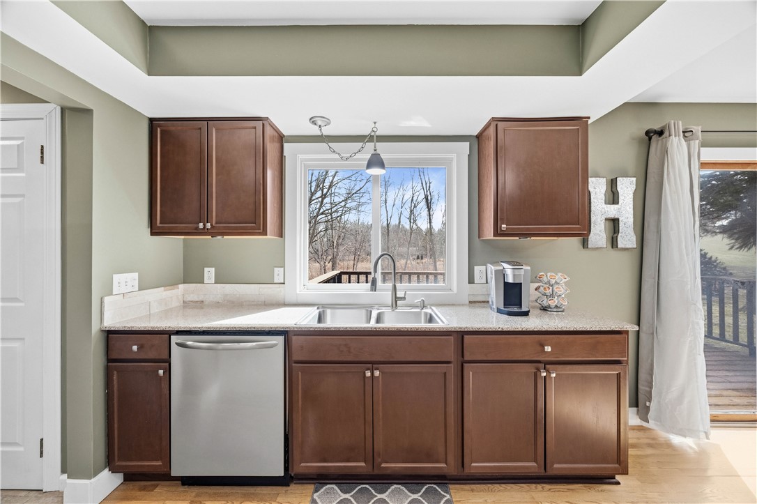 1679 Plank Road Penfield, NY 14580 - Photo 19 of 42