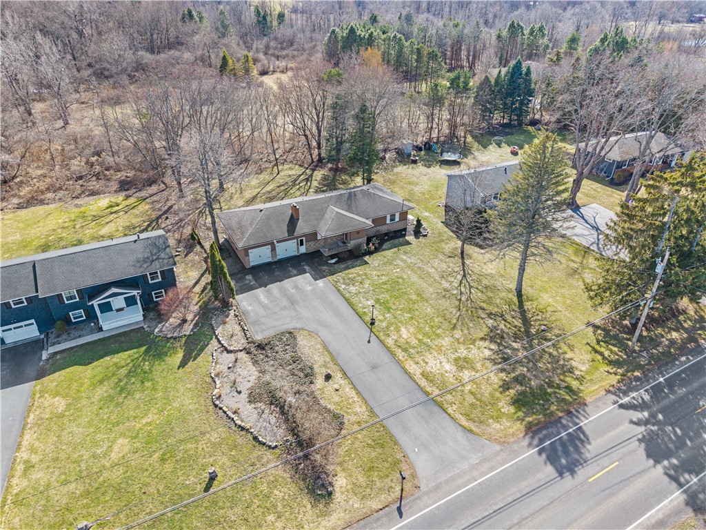 1679 Plank Road Penfield, NY 14580 - Photo 40 of 42